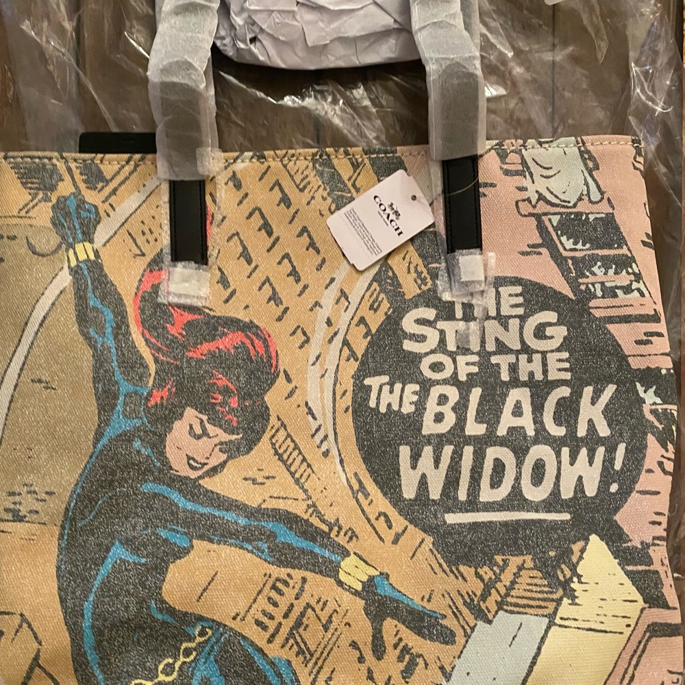 NWT! Coach RARE Marvel Black Widow collector 3 set- drop price ! FINAL - Picture 2 of 15